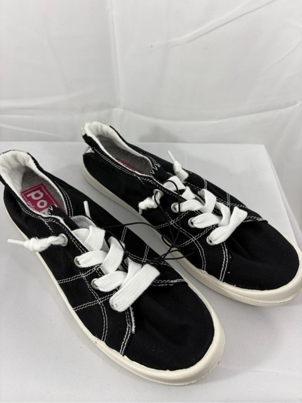 NWT pop Women’s Size 8.5 Comfort Fit Black White Shoes